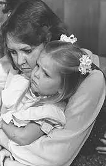 Lori Poland, la niña del inodoro