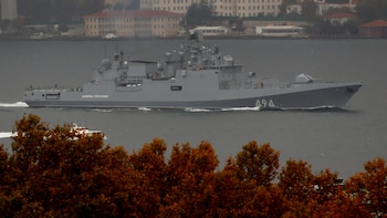 Rusia desafió al Reino Unido y escoltó petroleros de su flota fantasma por el estrecho de la Mancha