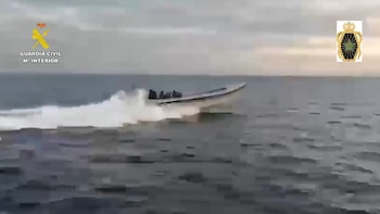 Así ha sido la persecución de la Guardia Civil y la Gendarmería Real Marroquí para interceptar casi 4.800 kilos de hachís en el Estrecho de Gibraltar