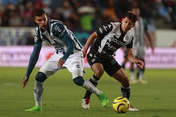 El centrocampista de Pachuca Nelson