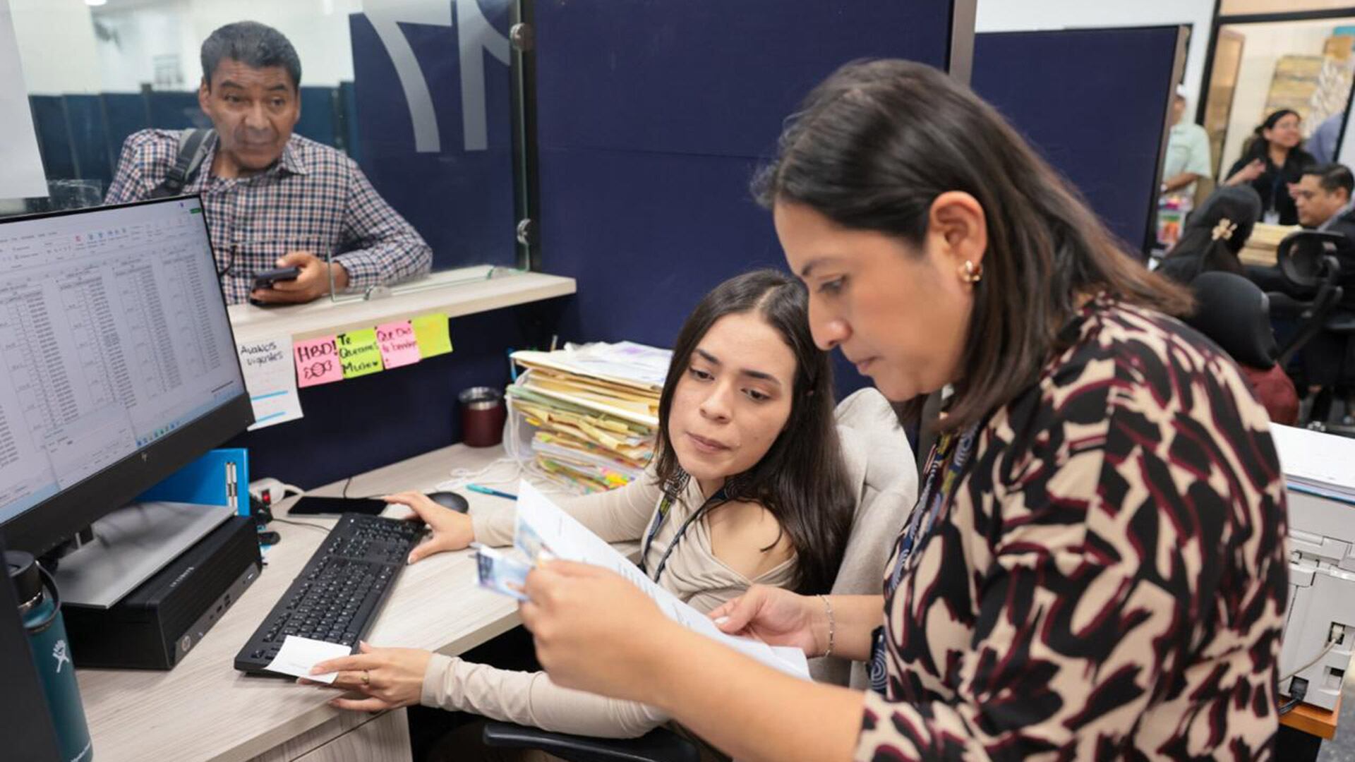 La normativa aprobada impide devoluciones por pagos realizados con anterioridad y prioriza la preservación de bienes familiares en cumplimiento del marco legal vigente. (fotografía: Ministerio de Finanzas Públicas)