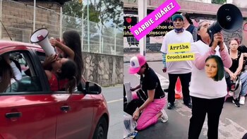 La gente se reúne para