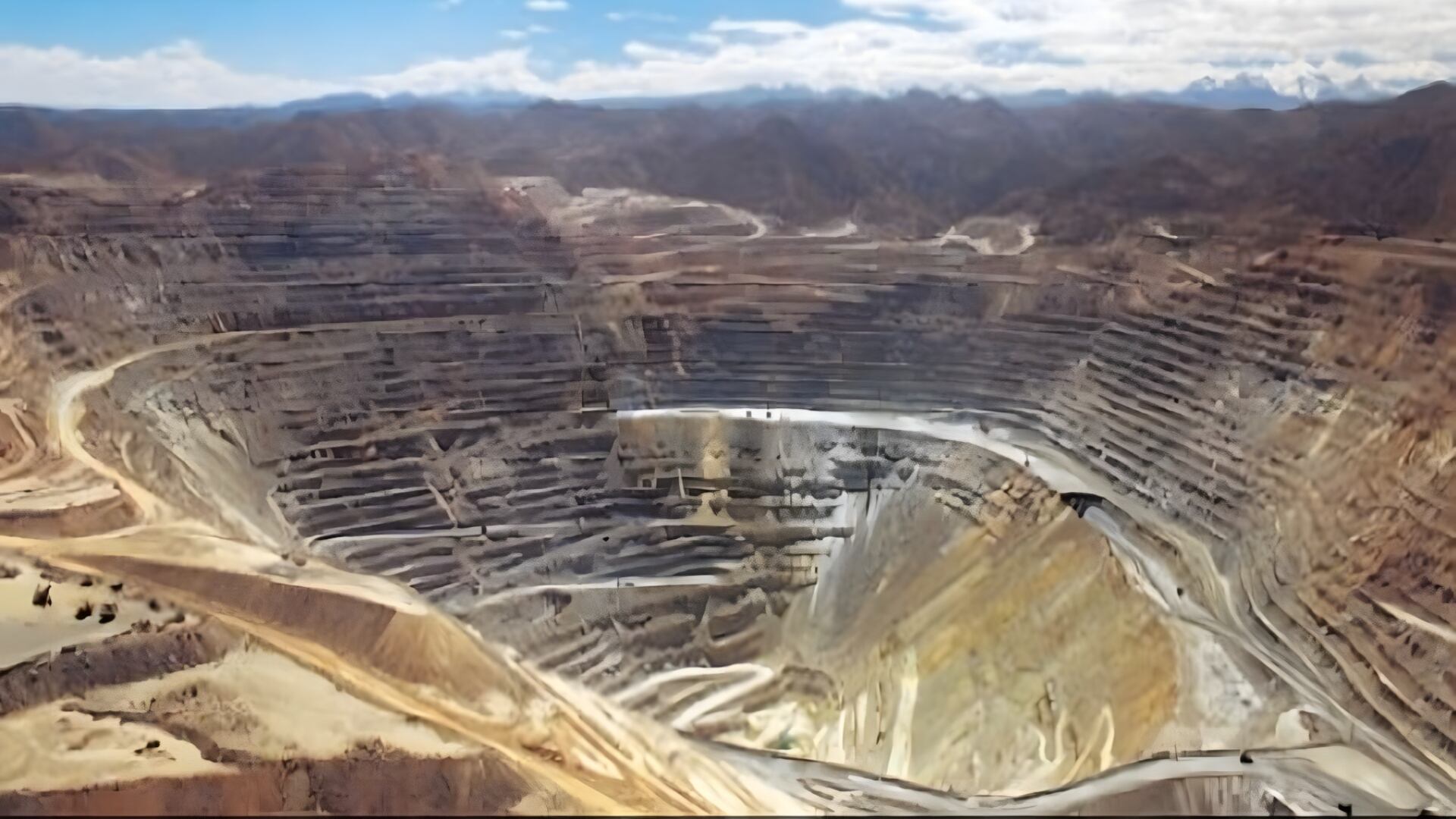 El Ministerio de Energía y Minas abordó el tema del proyecto Tía María en el marco de su exposición durante el evento Jueves Minero, organizado por el IIMP. Foto: Andina