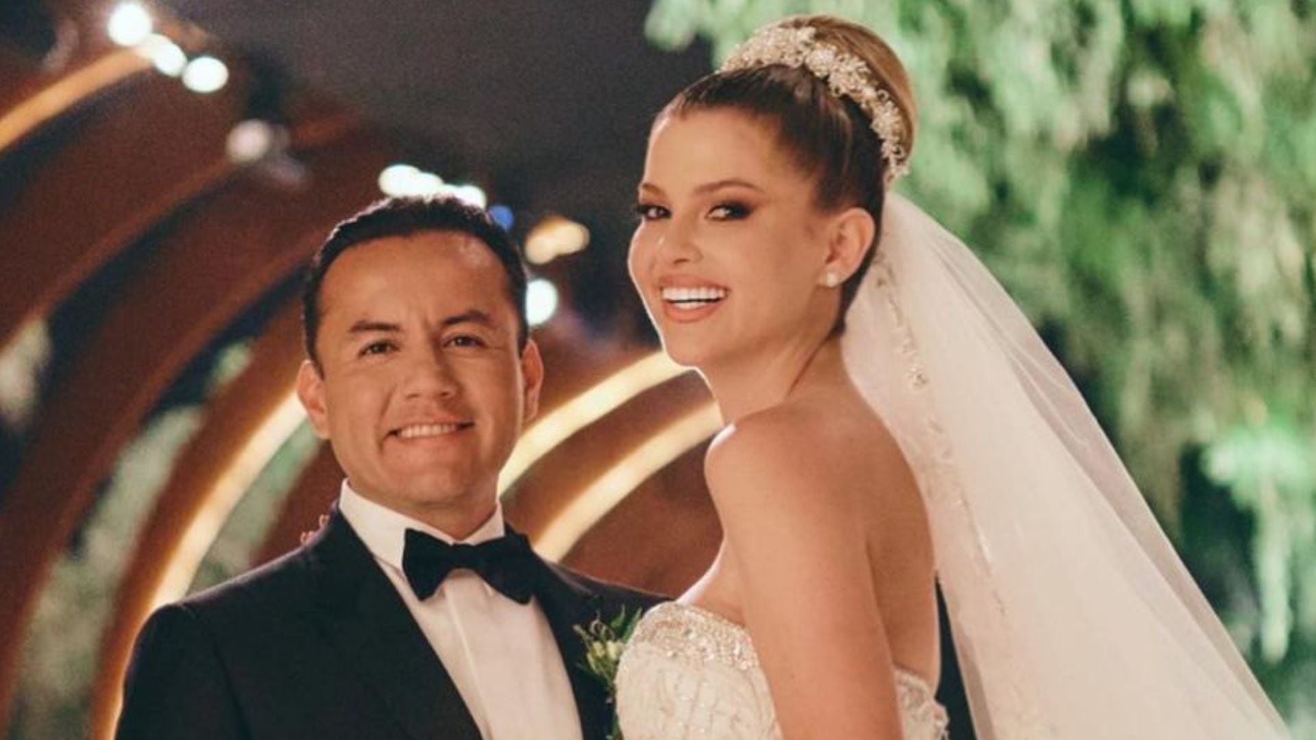 El programa Beto a Saber, de Willax Televisión, informó que Iván Saldaña Estrada, cercano al padre de Brunella Horna, trabajó en el despacho de Richard Acuña y luego obtuvo cargos con sueldos mayores en el Congreso y EsSalud