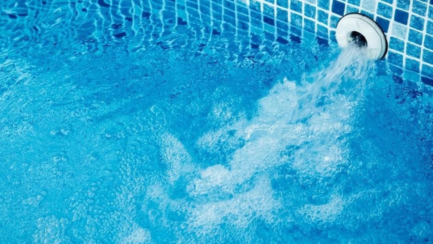 El calor prolongado en Perú elevó la demanda de piscinas en el sector residencial e inmobiliario.