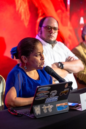 Morena Valdez (Ministra de Turismo).