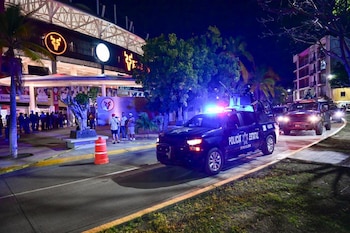 Autoridades dizem que vão ficar parados