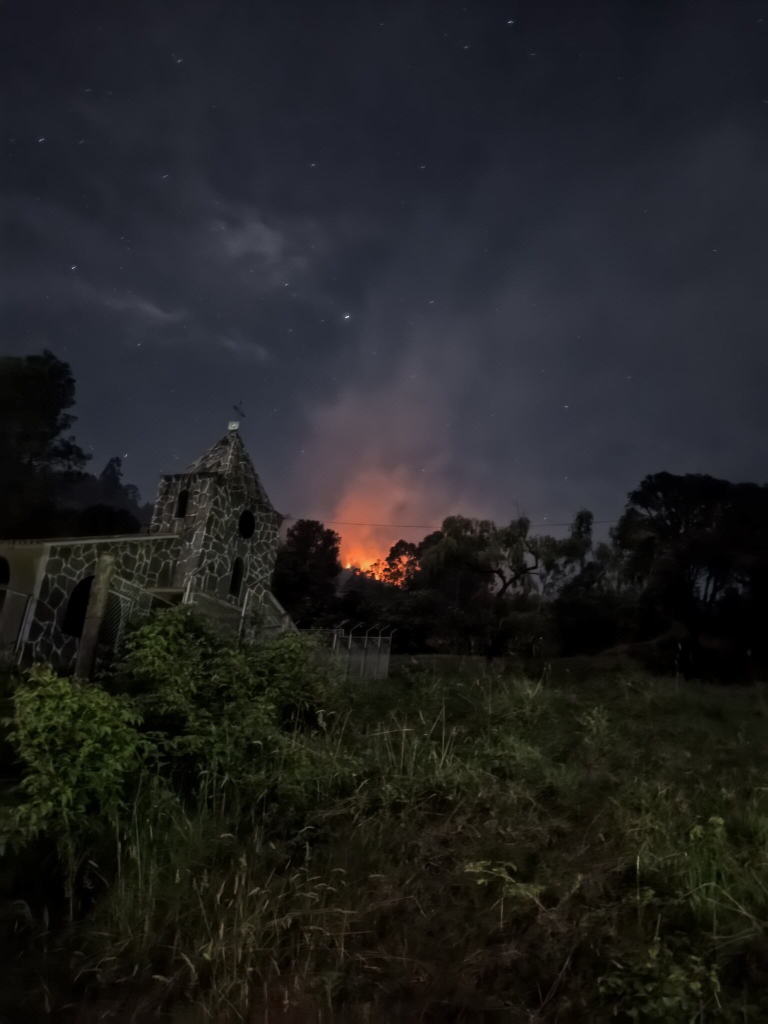 Incendio forestal en Alameida, Boyacá - crédito Alcaldía Municipal de Alameida/Facebook