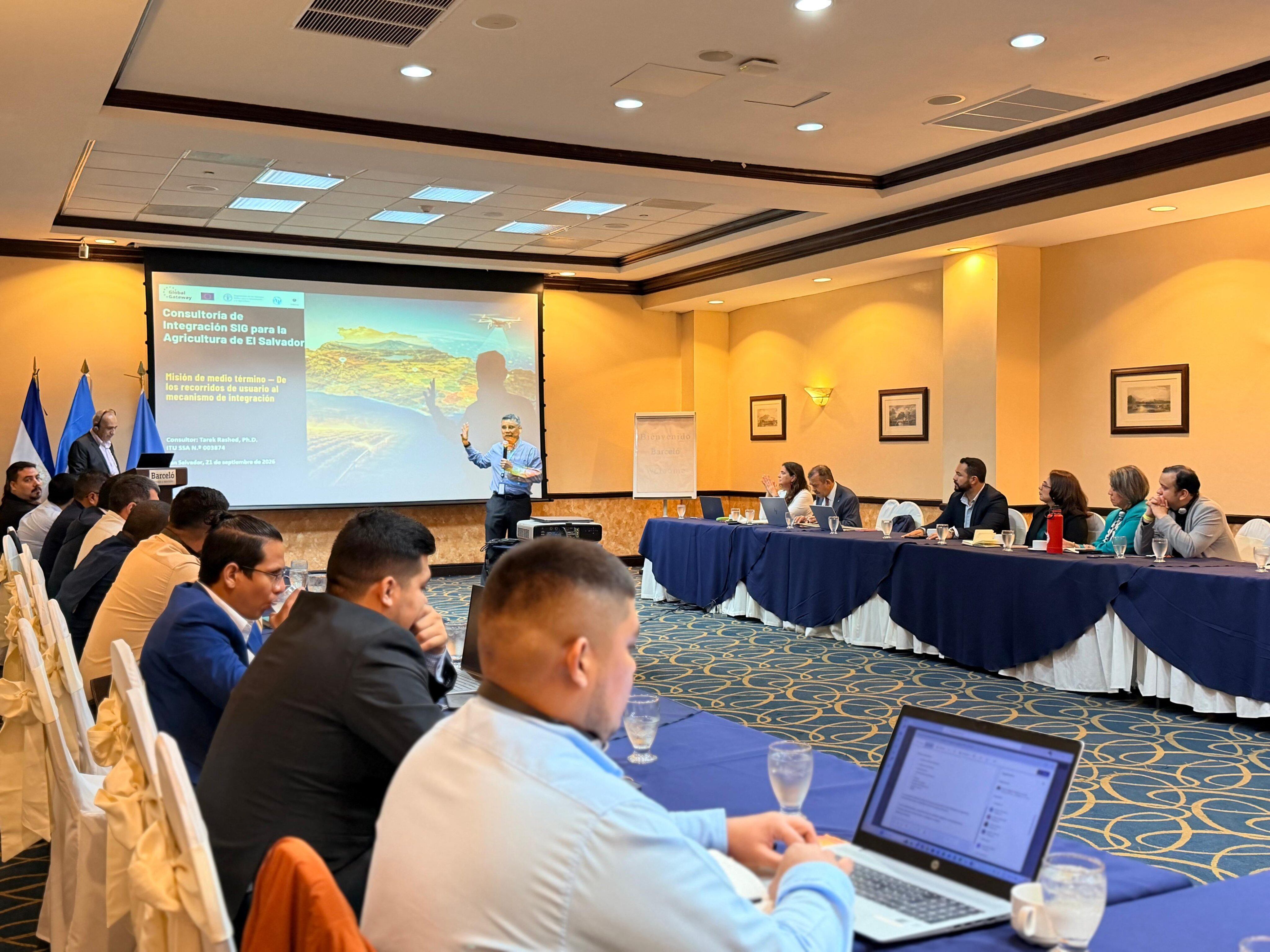 La FAO impulsa herramientas digitales para el sector agropecuario de El Salvador