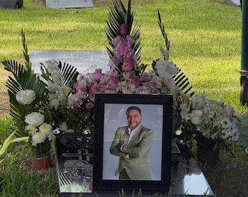 Un retrato de Paul Flores