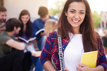 La actitud que hace la diferencia: cómo la mentalidad de los estudiantes influye en el éxito académico, según un estudio