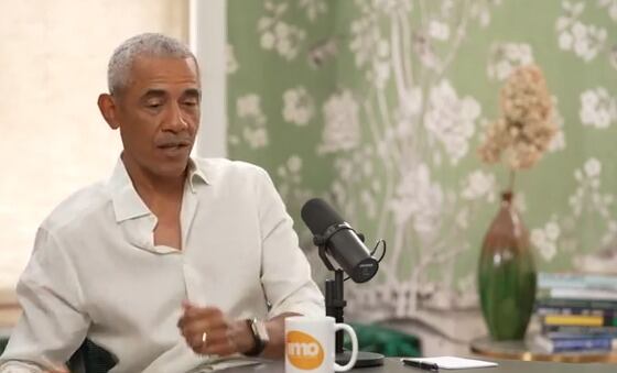 (Captura IMO with Michelle Obama & Craig Robinson)