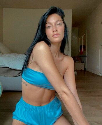 En su habitación, Oriana suele