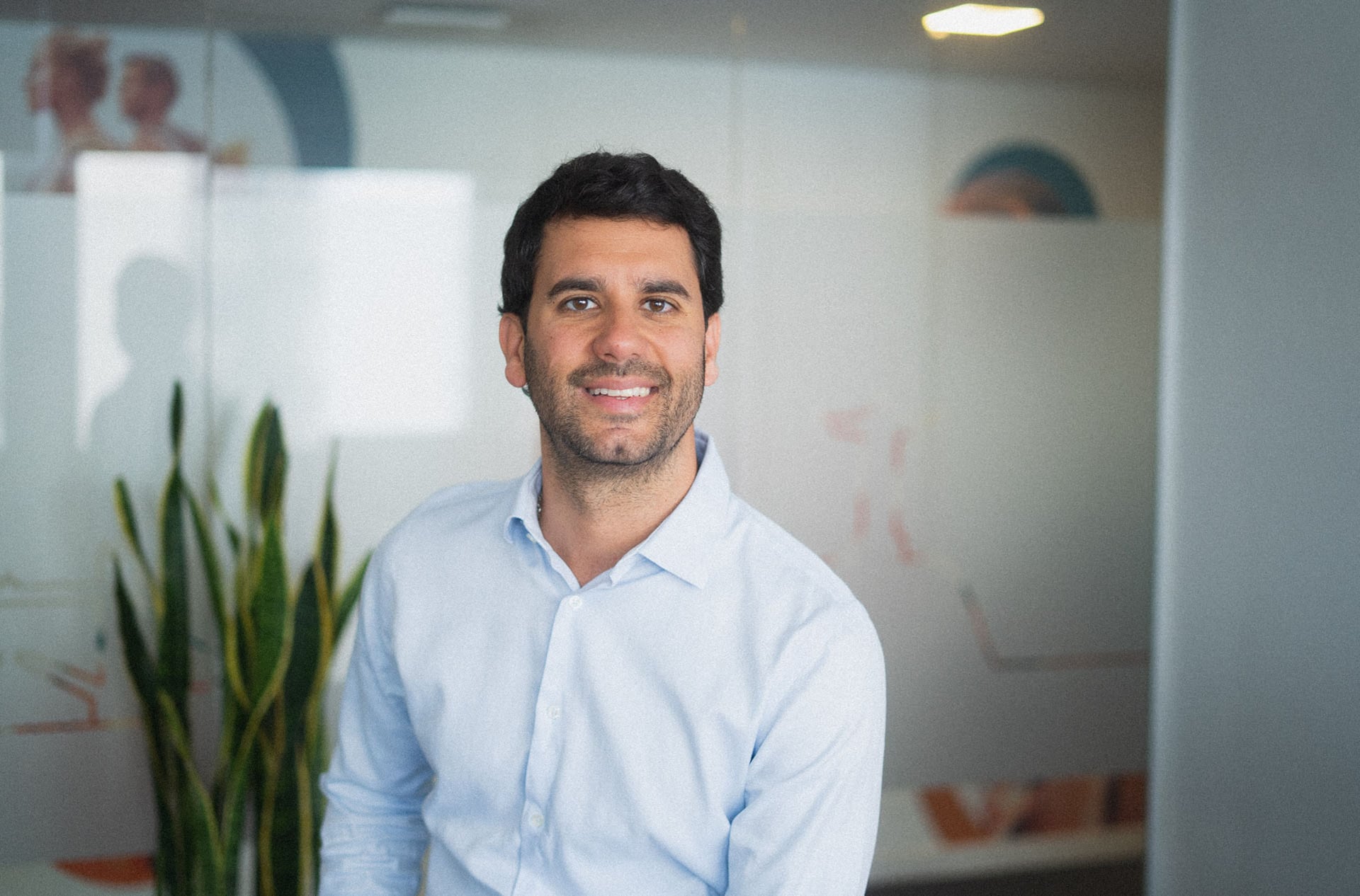 Ezequiel Arcioni, de Michael Page, comparte su visión sobre cómo el mercado laboral actual revaloriza a los perfiles +50 y el talento senior, abordando el edadismo y las nuevas formas de trabajo.