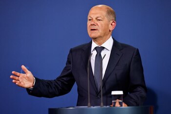 El primer ministro alemán, Olaf Scholz, quien sucedió en el cargo a Angela Merkel, recibirá el miércoles al presidente argentino. REUTERS/Hannibal Hanschke