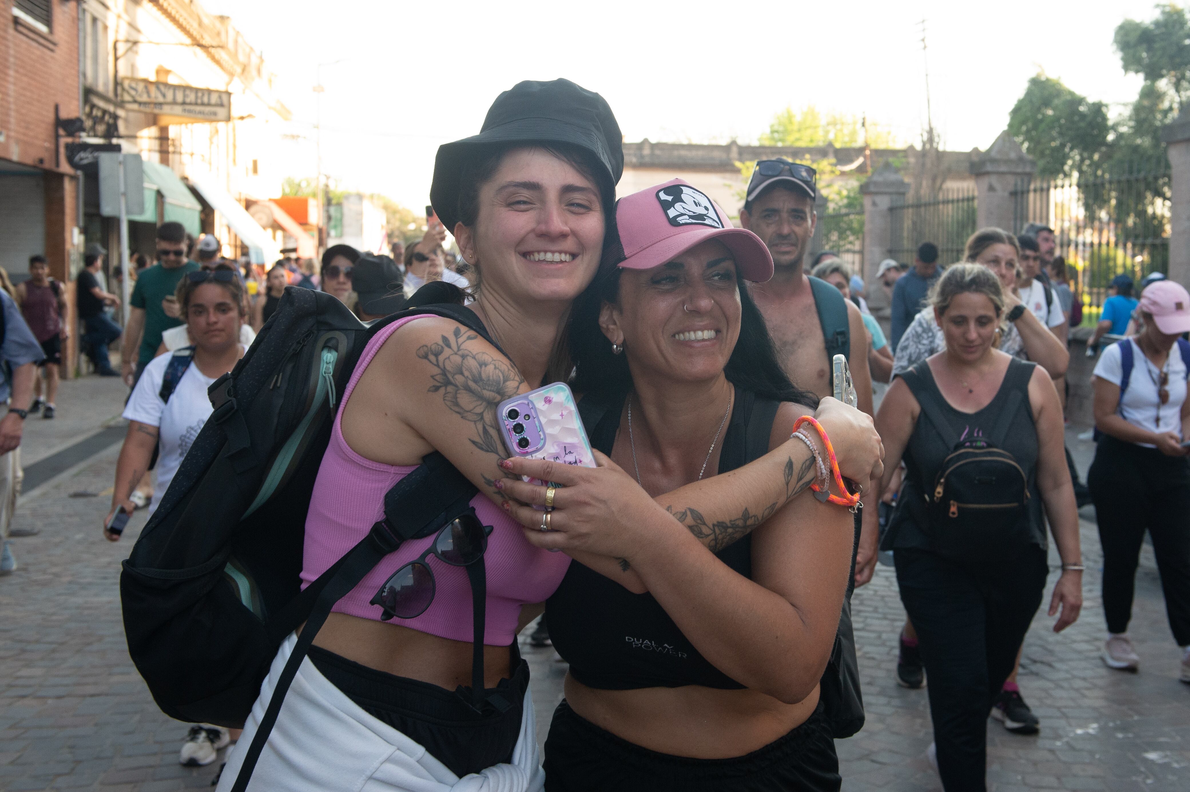 Flor y Dani, amigas en las buenas y en las malas
