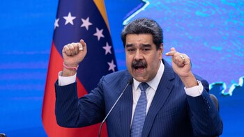 Con groserías, Maduro exigió apoyo