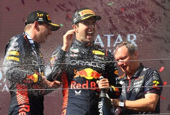 Checo Pérez se mantiene en