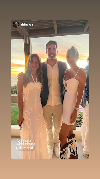 Nacho, con Vicki Miranda y