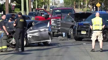 Una familia hispana quedó gravemente herida tras ser atropellada durante una persecución policial en Nueva Jersey