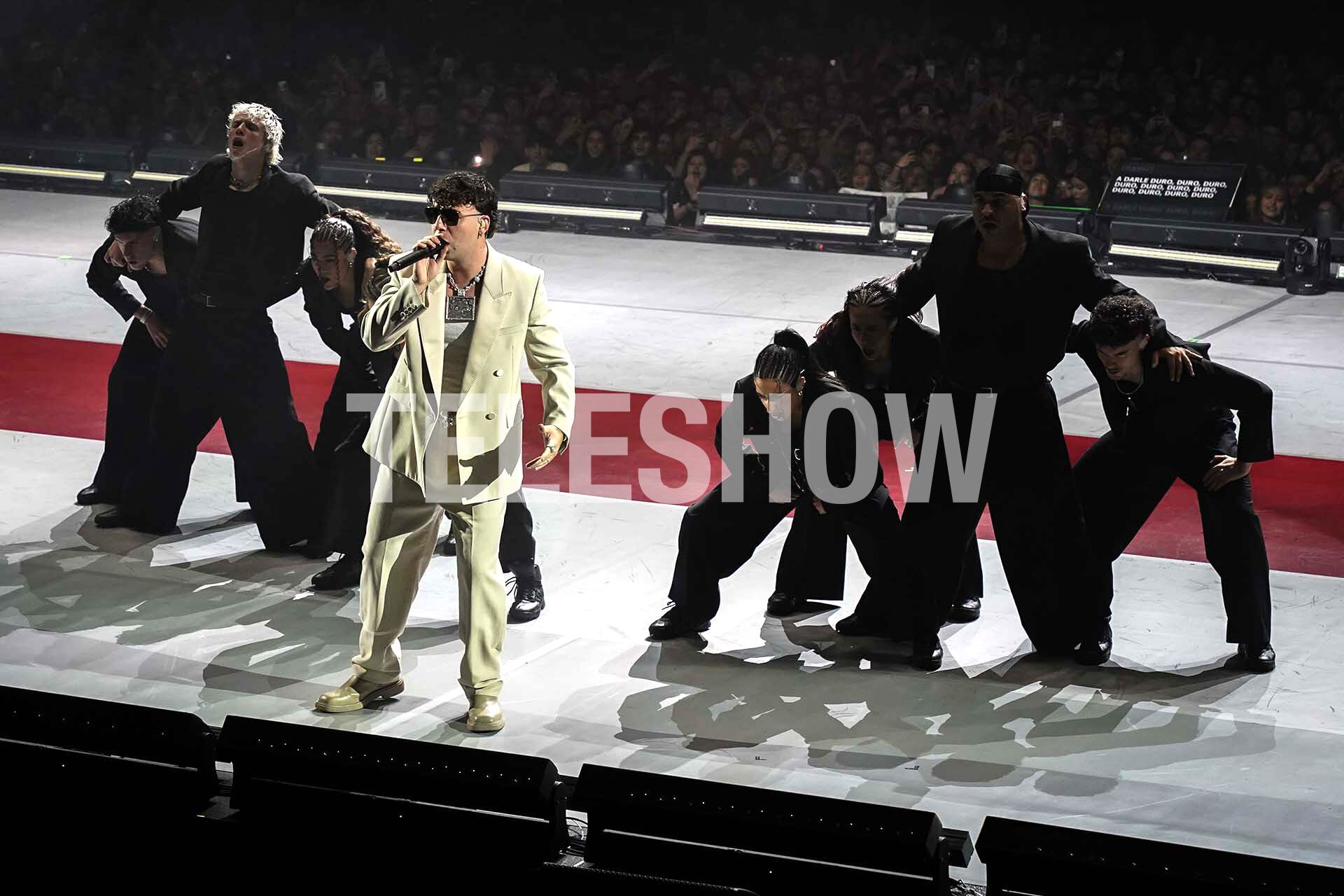 Quevedo deslumbró en el Movistar Arena de Buenos Aires con un show inmersivo ante 14.000 fans