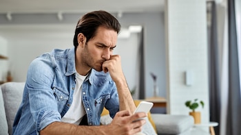 Si te ocurre cualquiera de estas cinco cosas, es ansiedad aunque no lo parezca: una psicóloga explica los motivos