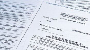 Un equipo de asesores contratados