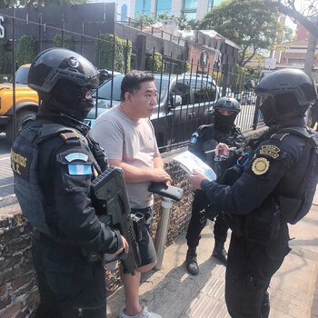 El ciudadano chino de 52 años fue detenido en Guatemala a inicios de 2026 - crédito Policía Nacional Civil de Guatemala