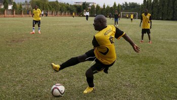 Nkurunziza, con la camiseta del