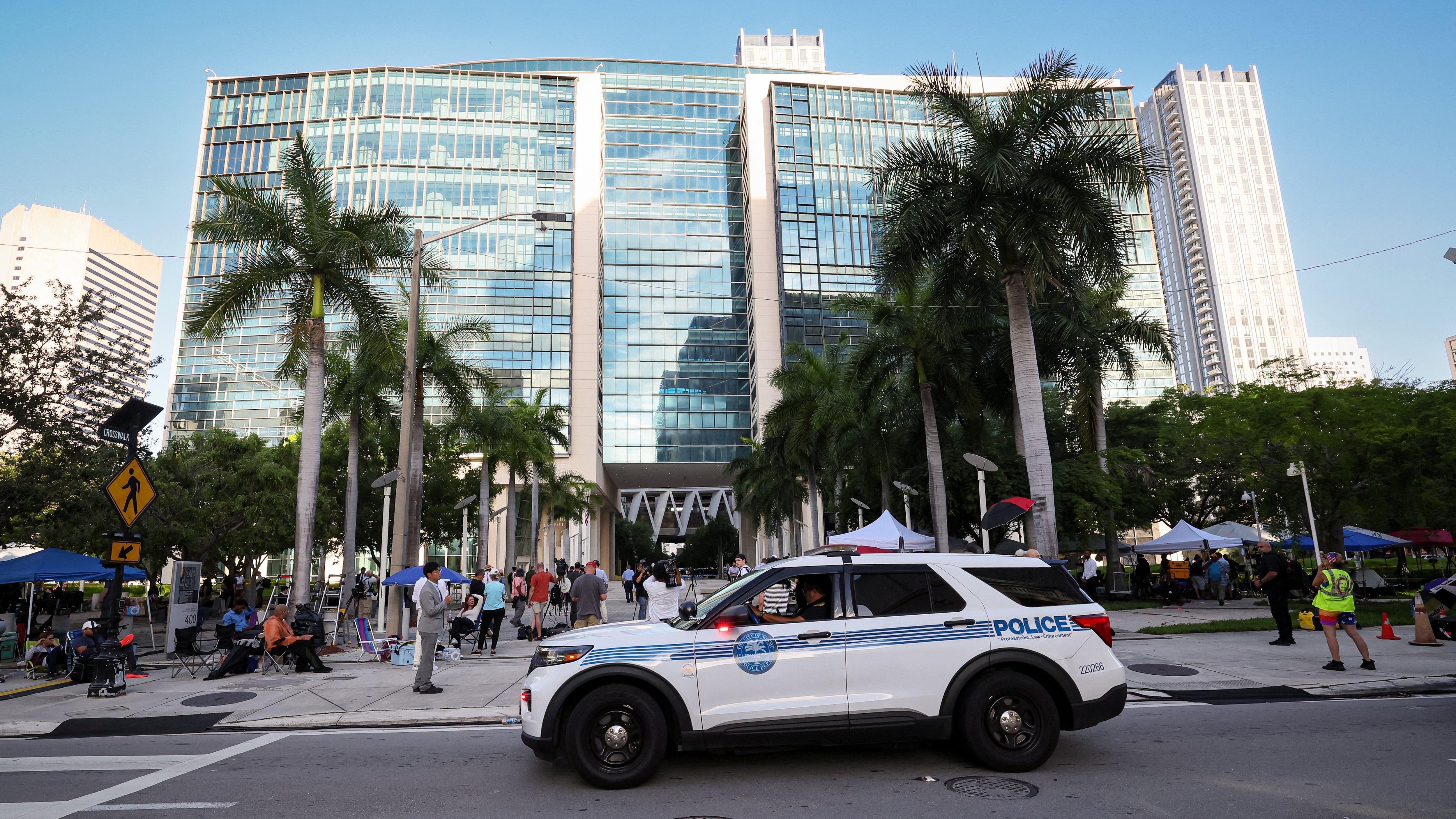 Los agentes recibieron formación específica para reconocer conductas del espectro, ajustar sus procedimientos y pedir la activación del sistema (REUTERS/Brendan McDermid)