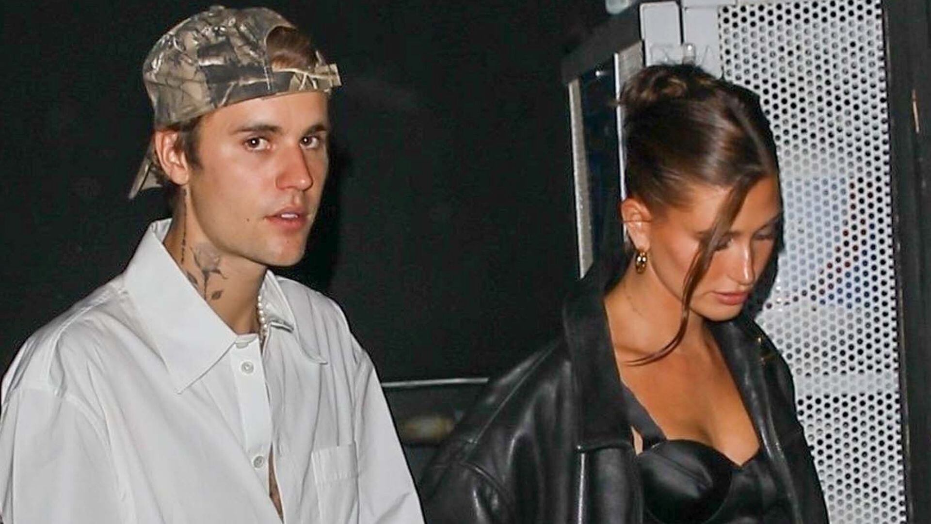 Justin y Hailey Bieber participaron juntos del primer fin de semana de Coachella, donde organizaron una fiesta exclusiva con celebridades como Kendall Jenner y Leonardo DiCaprio (Backgrid/The Grosby Group)