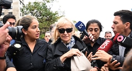 Declaran las jubiladas que le financiaron a Adorni la compra del departamento de Caballito