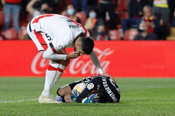 El defensa del Rayo Vallecano