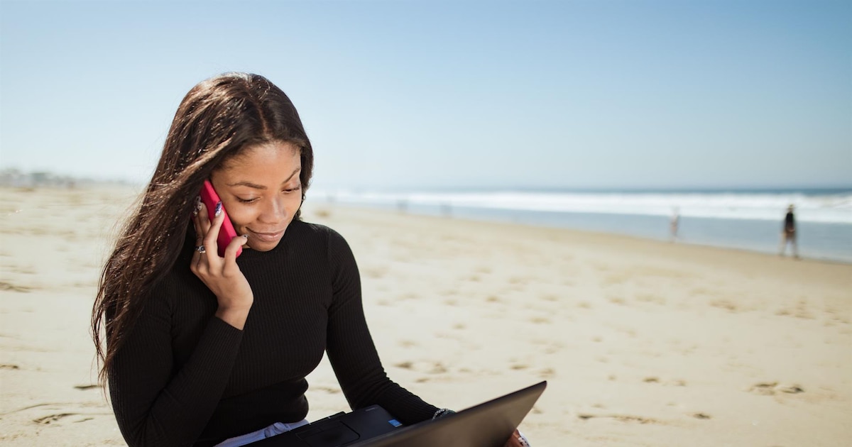 El Internet de las cosas llega a la costa: España se prepara para el despliegue de las 'playas inteligentes'