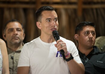 Daniel Noboa habla con la