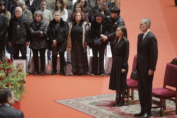 Los reyes de España asisten