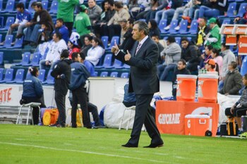 Tomás Boy fue técnico Cruz