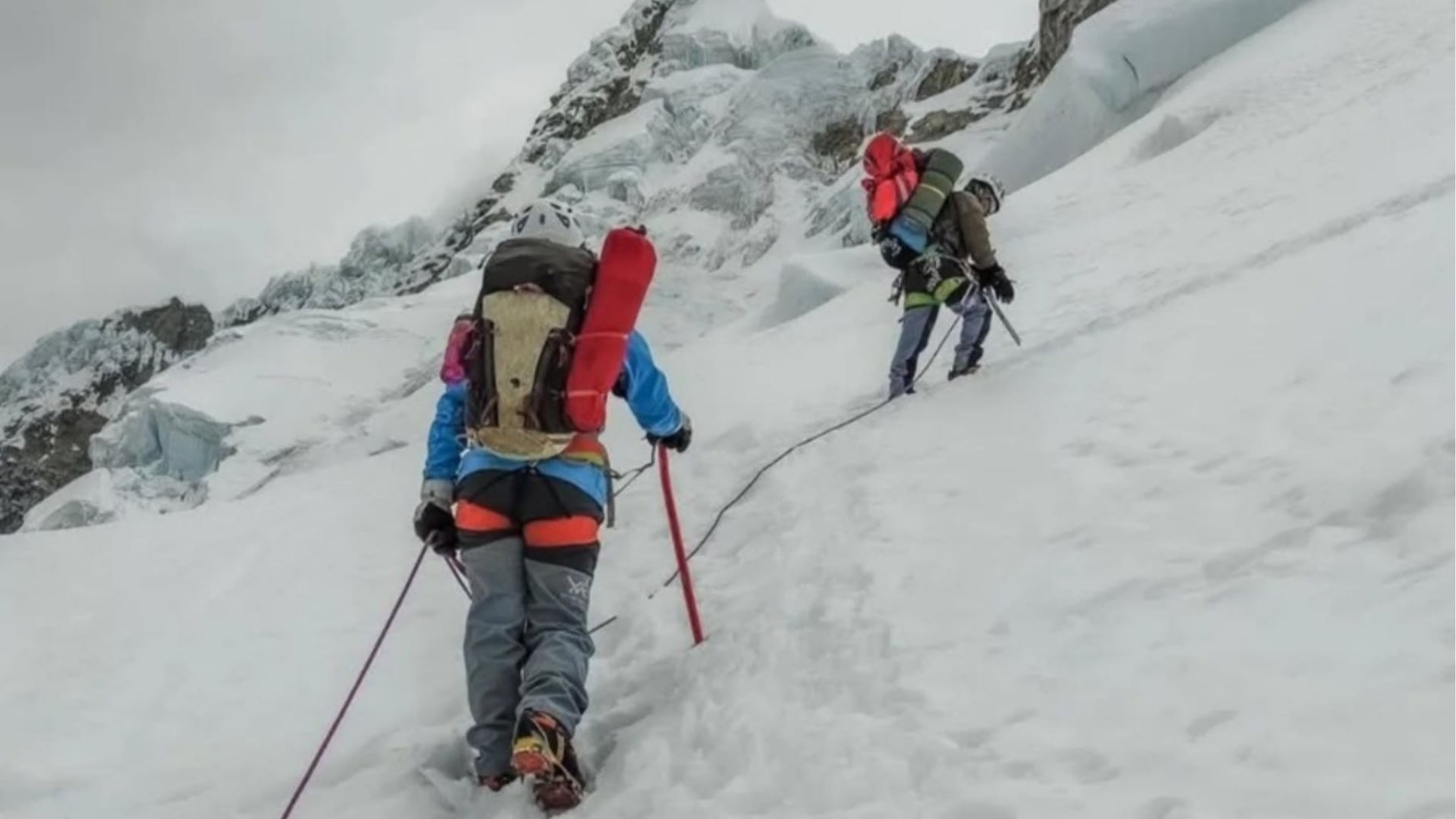 Huascarán: un fallecido y dos heridos deja una avalancha mientras se intenta hallar a grupo de andinistas desaparecidos