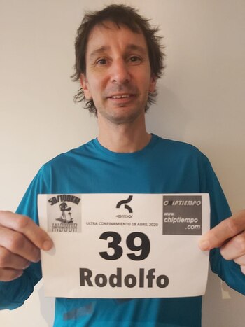 Rodolfo con su número de