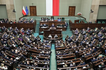 La Cámara Baja acusó a