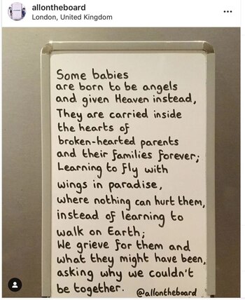 Además de sus propias palabras,