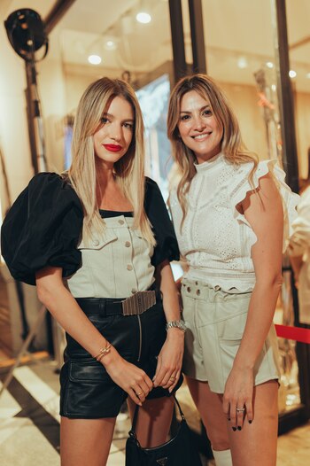 Angie Landaburu y Heidi Clair