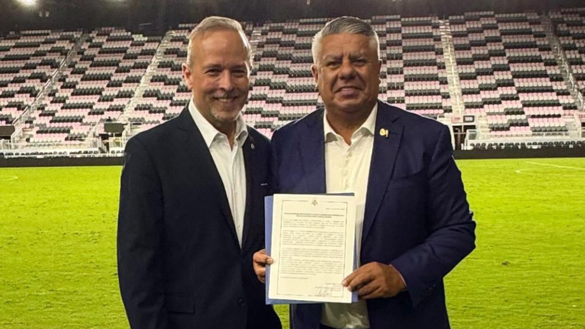 Tomás Regalado y Claudio Tapia