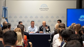 Sturzenegger se reunió con diputados