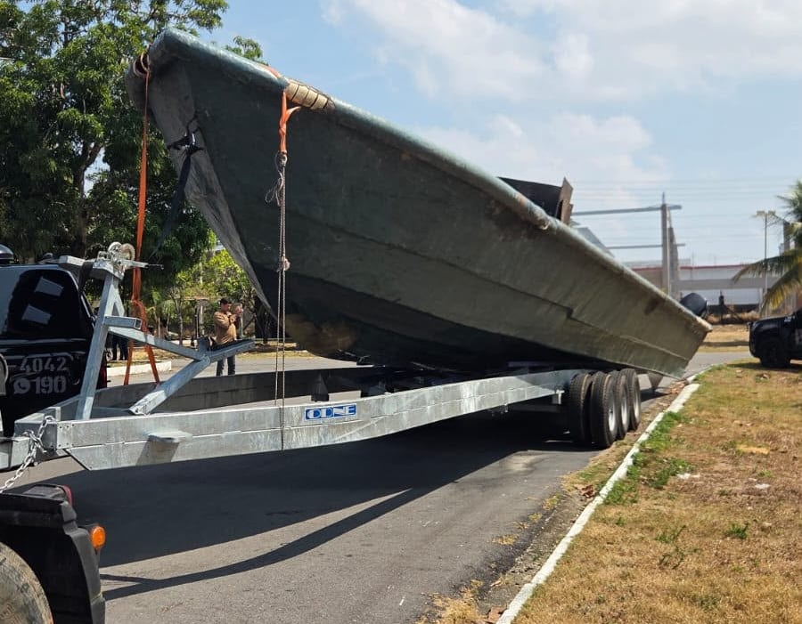 La Policía Federal de Brasil interceptó una lancha en el Amazonas tras información aportada por Colombia - crédito Armada de Colombia