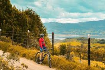 Imagen de archivo de cicloturismo