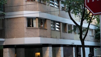 Gente en balcones - Coronavirus - Cuarentena