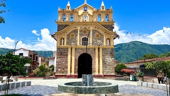 Explore los pueblos de Antioquia