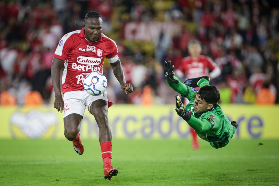 Hugo Rodallega no se confía con Santa Fe, pese a la victoria ante Caracas por la Copa Sudamericana: “Nada está definido”