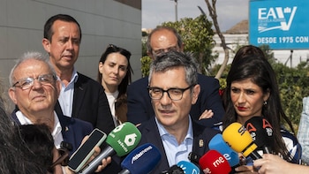 Bolaños: Hay "herramientas legales" para proteger la salud pública en la atención a los viajeros del crucero